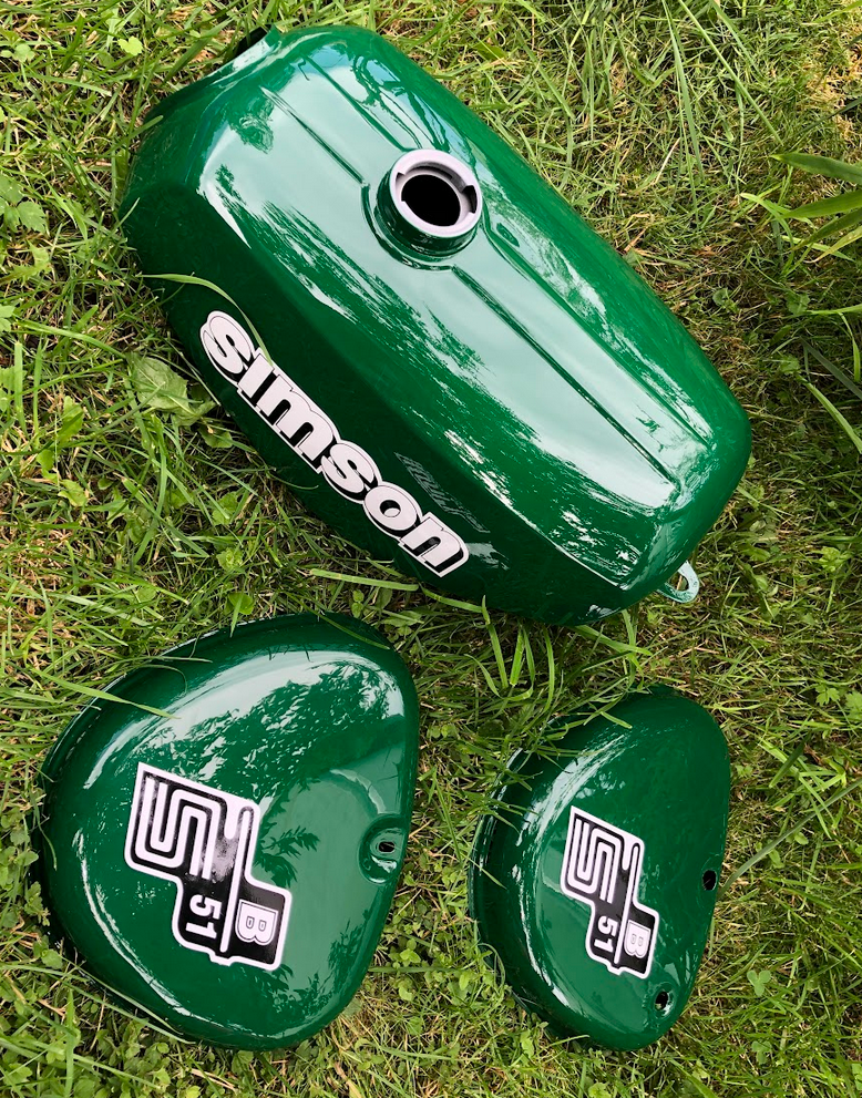 Tank + Seitendeckel Billardgrün für Simson S51 B