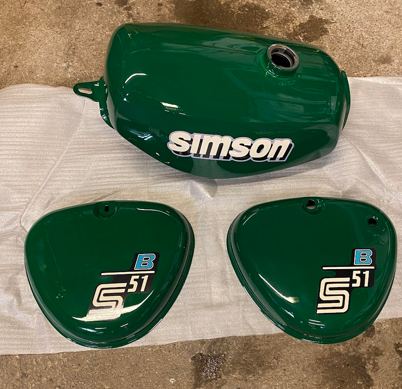 Tank + Seitendeckel Billardgrün für Simson S51 B