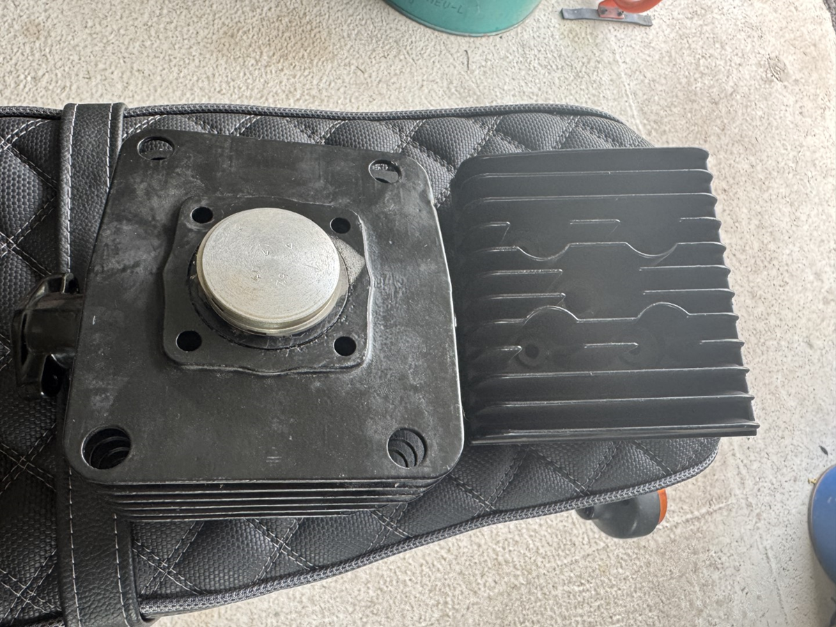 Original Simson S70 DDR Zylinder MEGU