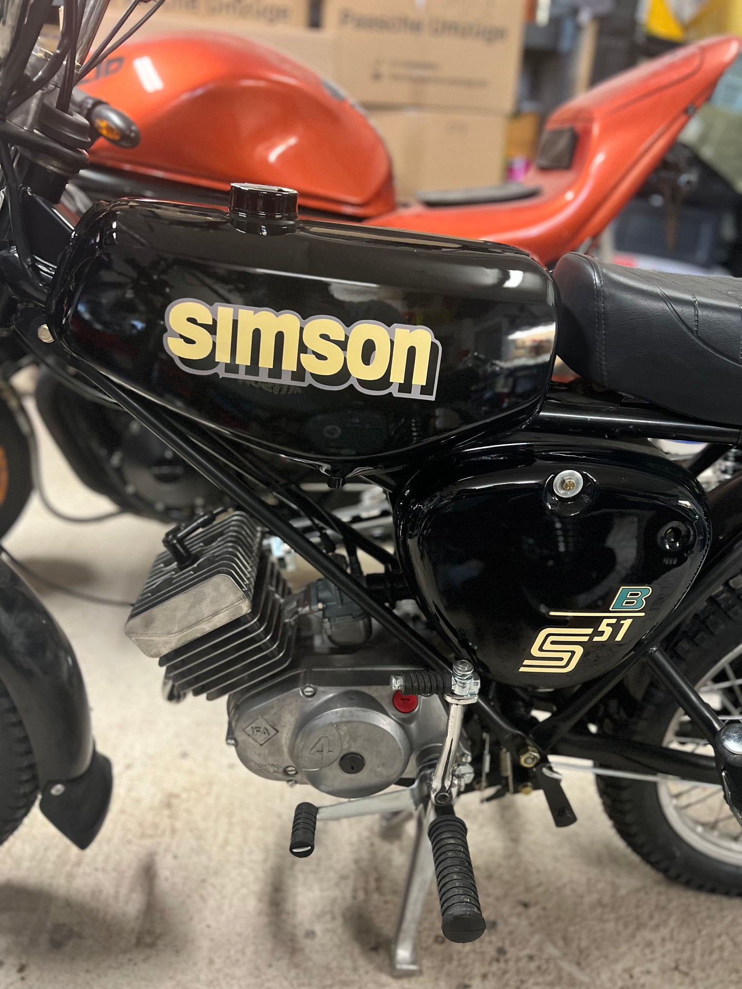 Tank + Seitendeckel Schwarz für Simson S50, S51, S70